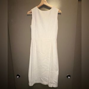 𝅺Harold’s white cotton Dress